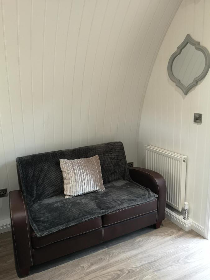 The Pod-Hot Tub-Woodland Lodges-St Clears-Carmarthen Luaran gambar